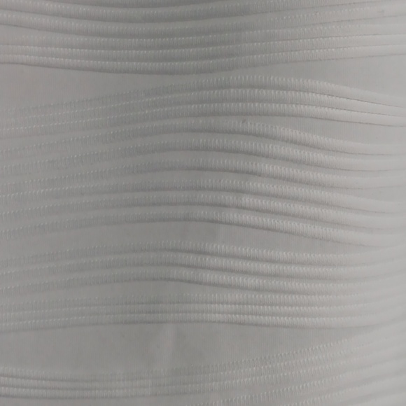 Dress - Midi - Picture 2 of 3